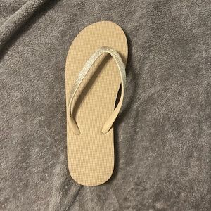 Aero sandals size 6 any gender never worn